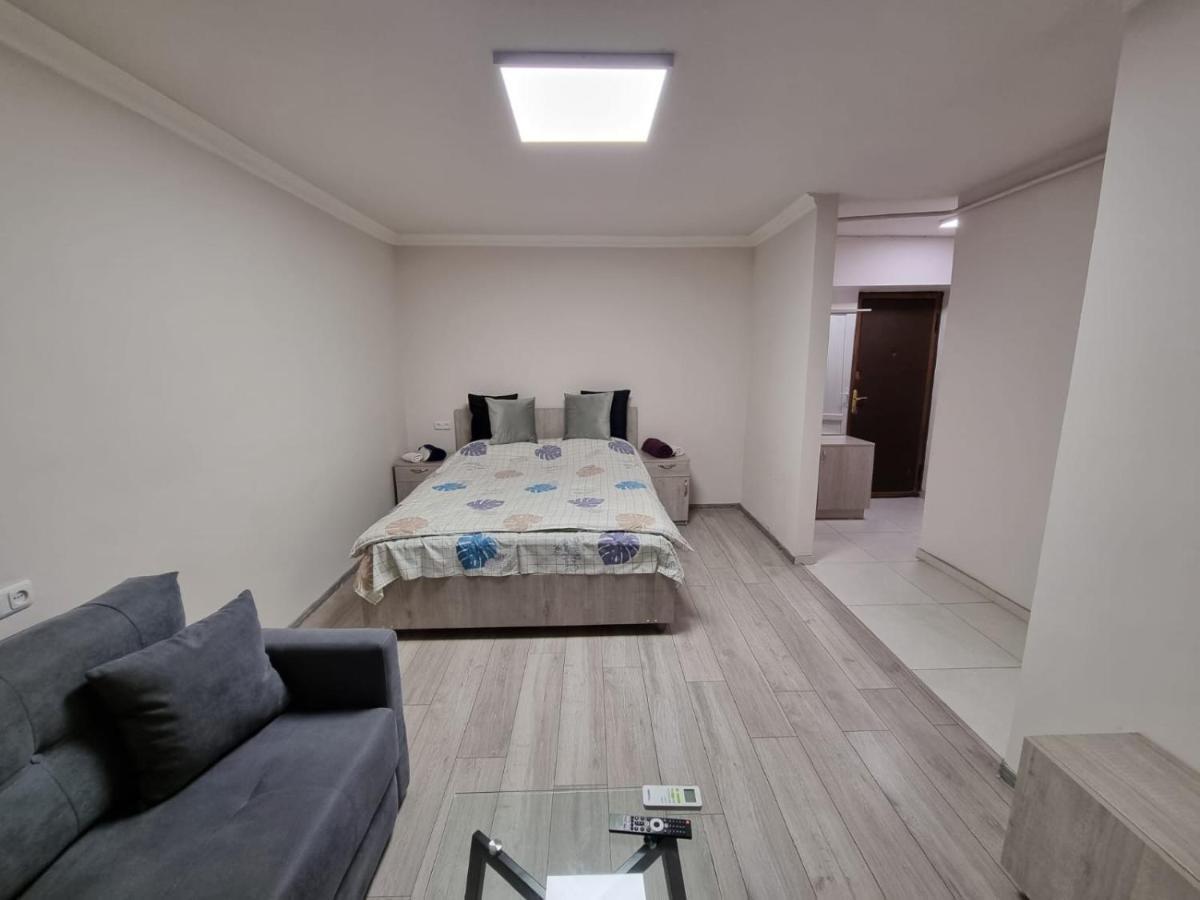 Vagashyan 18 Appartement Jerevan Buitenkant foto